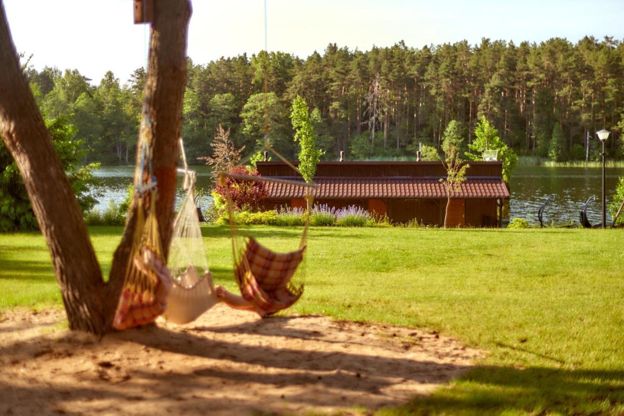 Domki Mazurskie W Ogrodach Zlotej Lani Wiartel - Klimatyczne Apartamenty I Pokoje Widokowe Exterior foto